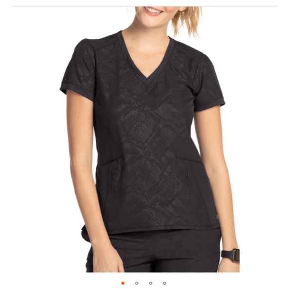 Barco One XS 4 pocket scrub top - Picture 2 of 2